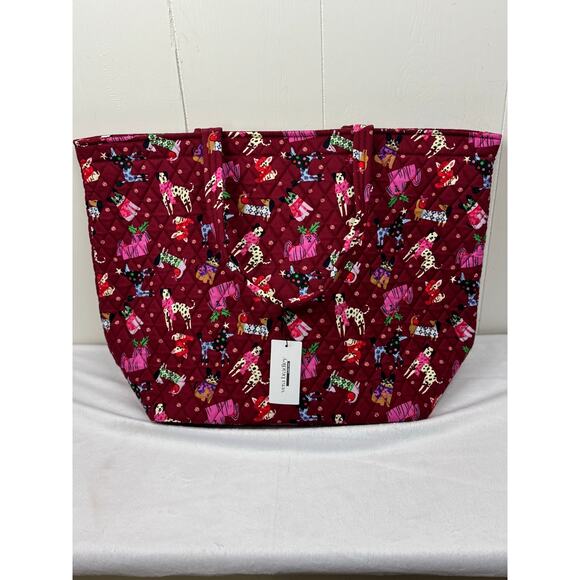Vera Bradley Holiday Hounds Essential Grand Tote, NWT - Picture 5 of 5